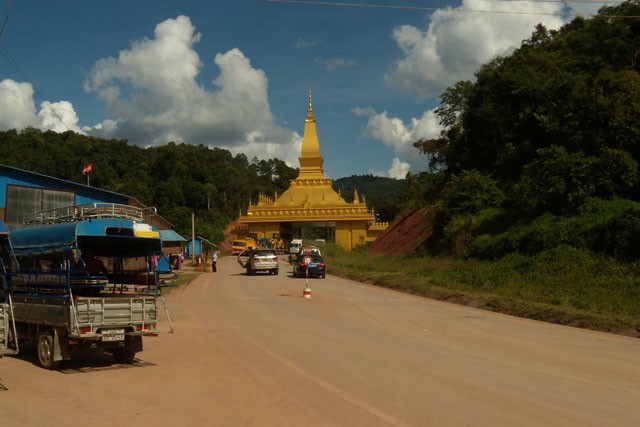 China - Laos border