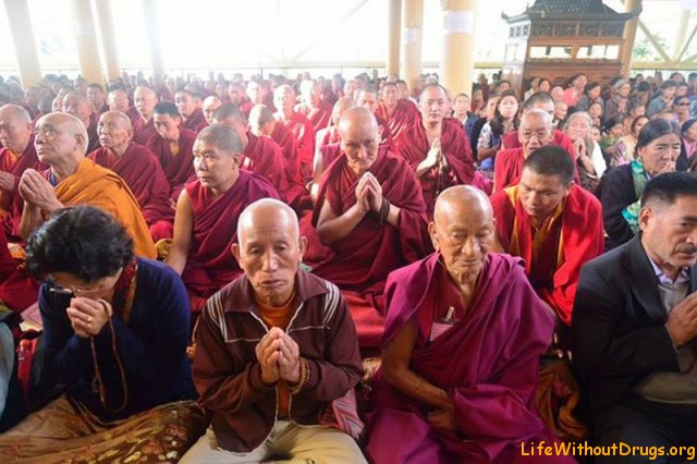 Уроки Далай-ламы в Дарамсале