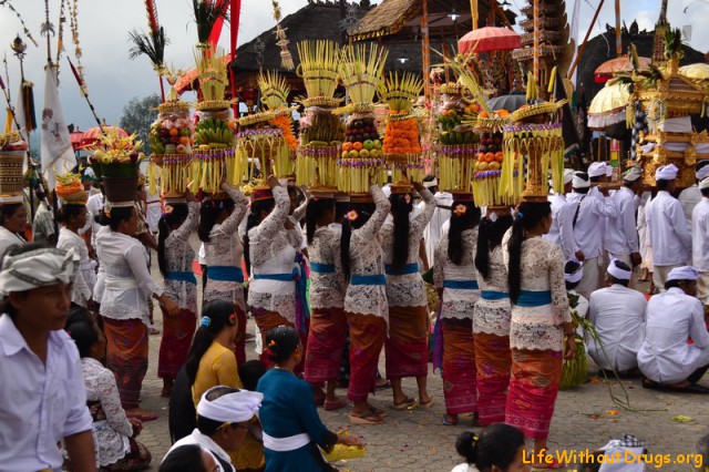 Традиции Бали фото