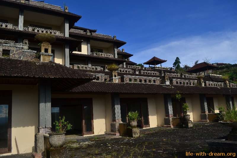 Abandoned Hotel in Bali for 100 Million Dollars