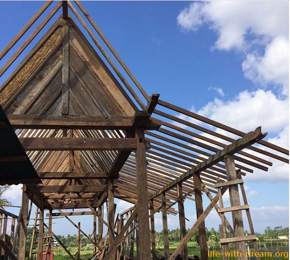 Как построить дом на Бали