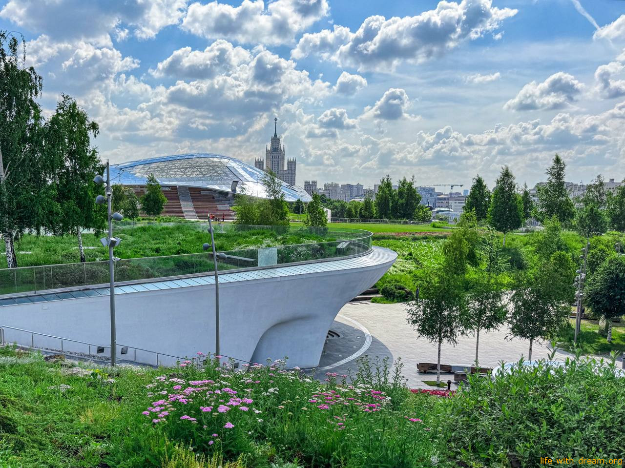 Парк Зарядье - островок природы между Красной площадью и Китай городом